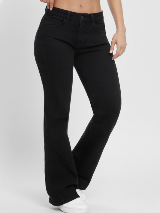PANTALÓN NEGRO BOTA RECTA